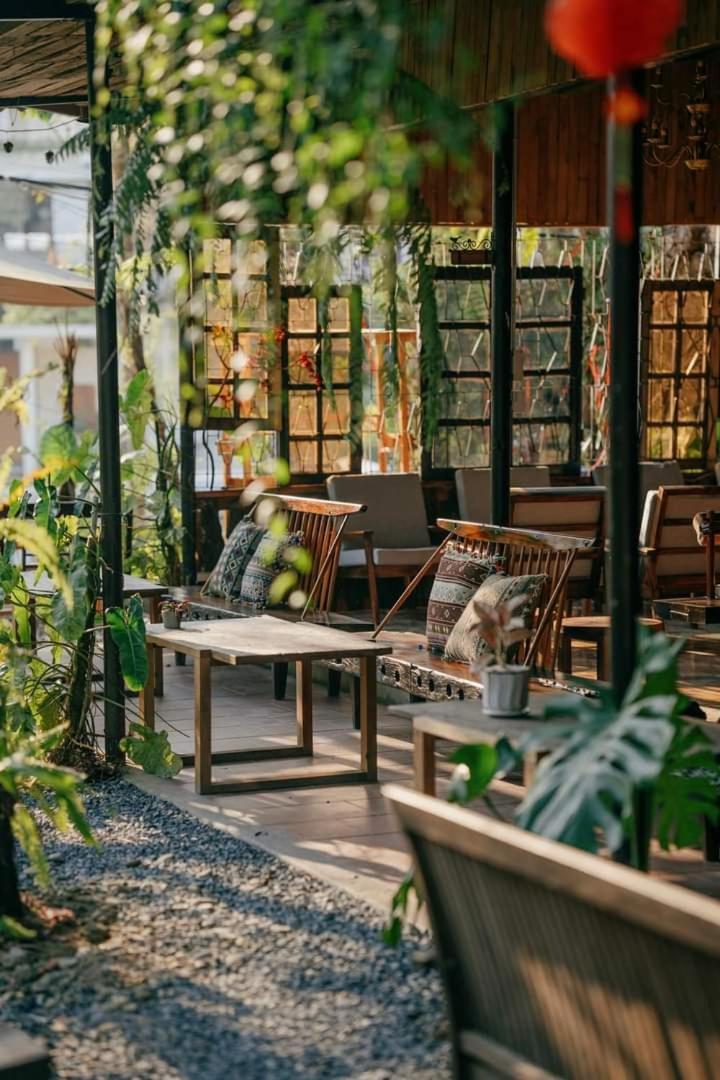 Harmony Garden - Home And Coffee Хуе Екстериор снимка